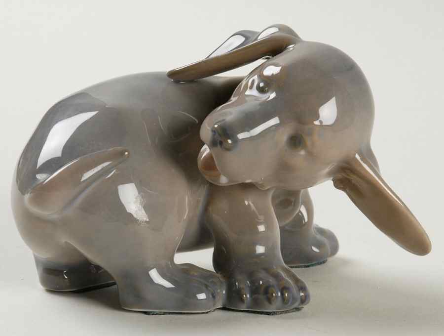 Dogs Dachshund - No Box by Royal Copenhagen-1