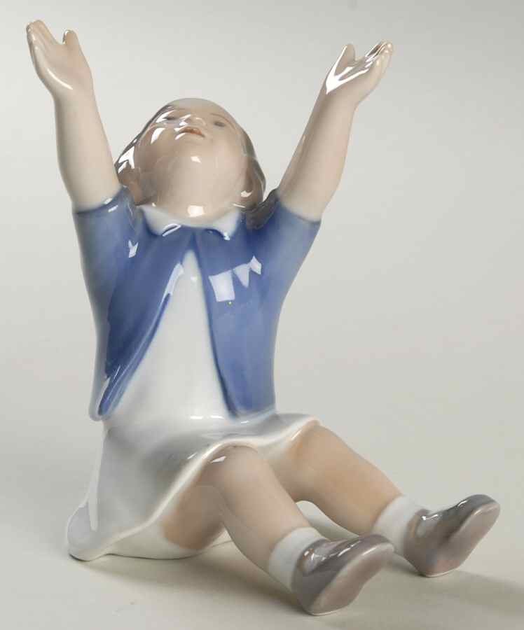 Children Up To Mom-Girl Pick Me Up - No Box by Royal Copenhagen-1