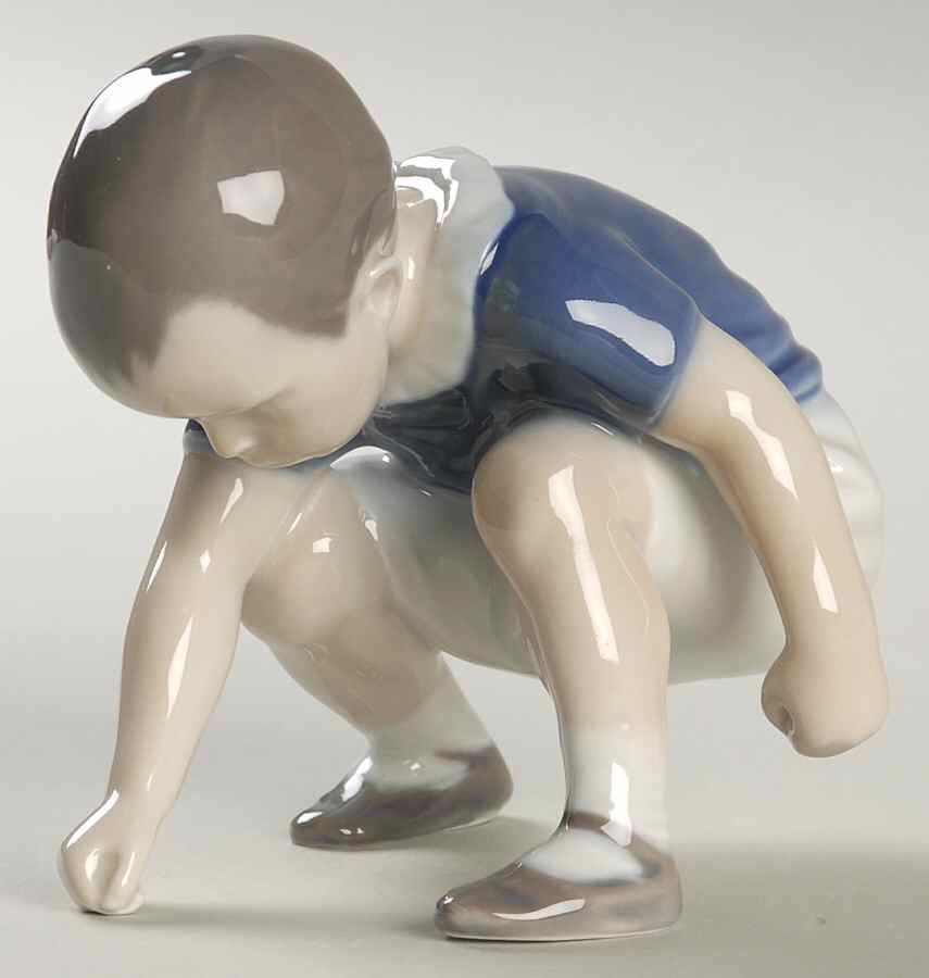 Children Dickie-Boy Crouching - No Box by Royal Copenhagen-1