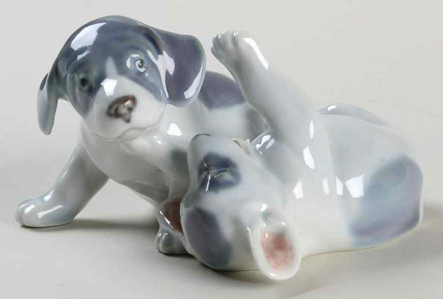 Dogs Pointer Puppies Playing - No Box by Royal Copenhagen-1