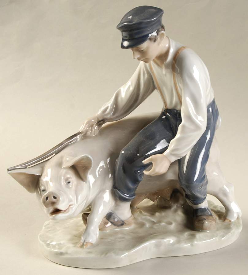 World Life Swineherd - No Box by Royal Copenhagen-1