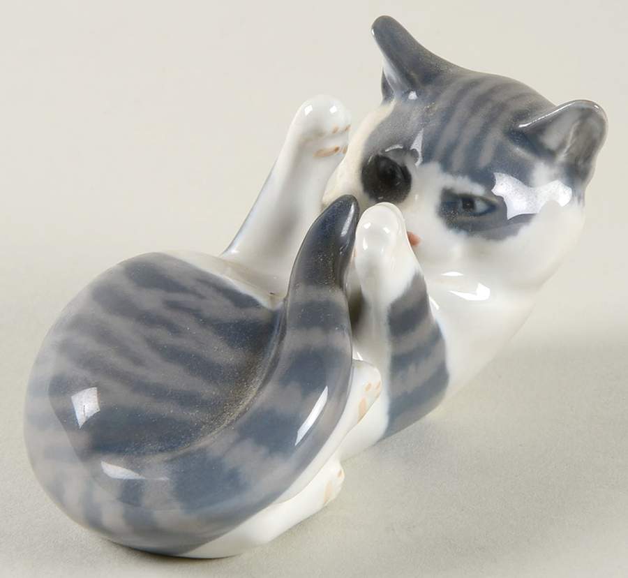 Cats Cat Playing - No Box by Royal Copenhagen-1