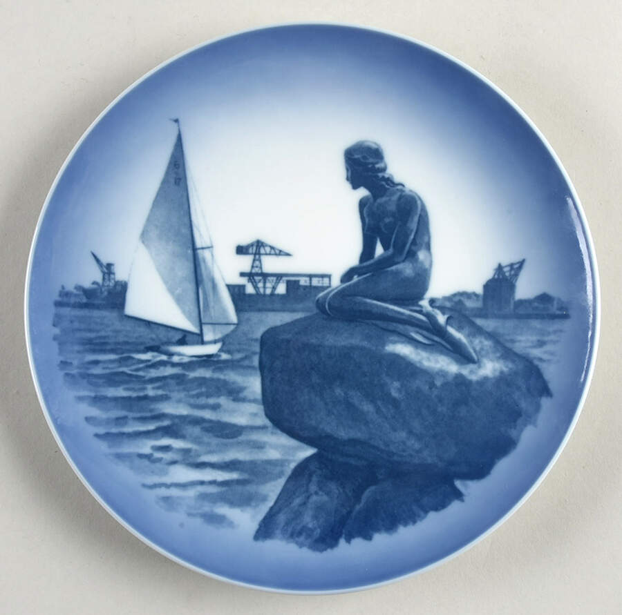 Single Release Commemorative Plates Little Mermaid - No Box by Royal Copenhagen-1