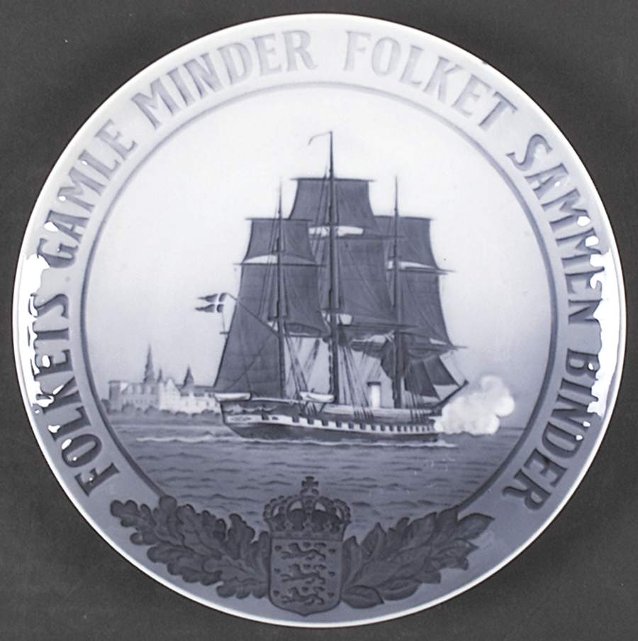 Single Release Commemorative Plates Danish Man Of War In Artic Sea - No Box by Royal Copenhagen-1