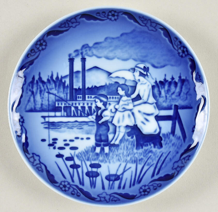 American Mothers Day Day On The Mississippi - Boxed by Royal Copenhagen-1