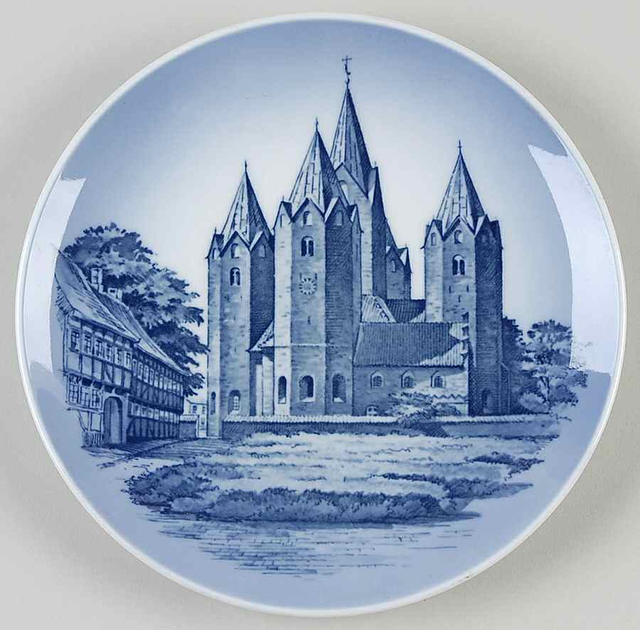 Danish Church Yor Frue - No Box by Royal Copenhagen-1