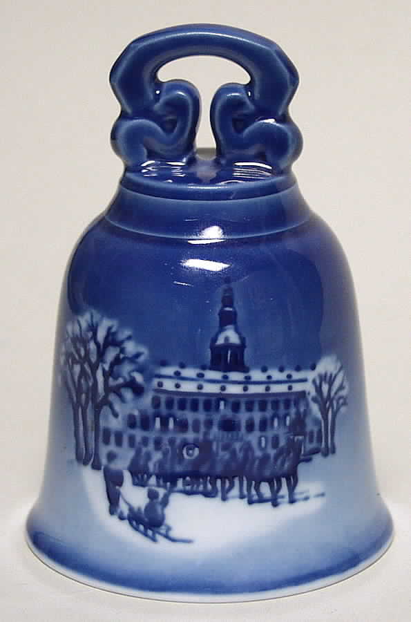 Christmas Bell Queen's Carriage - No Box by Royal Copenhagen-1
