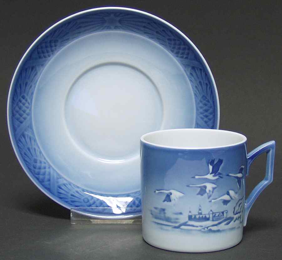 Christmas Cup & Saucer Kronborg Castle - Boxed by Royal Copenhagen-1