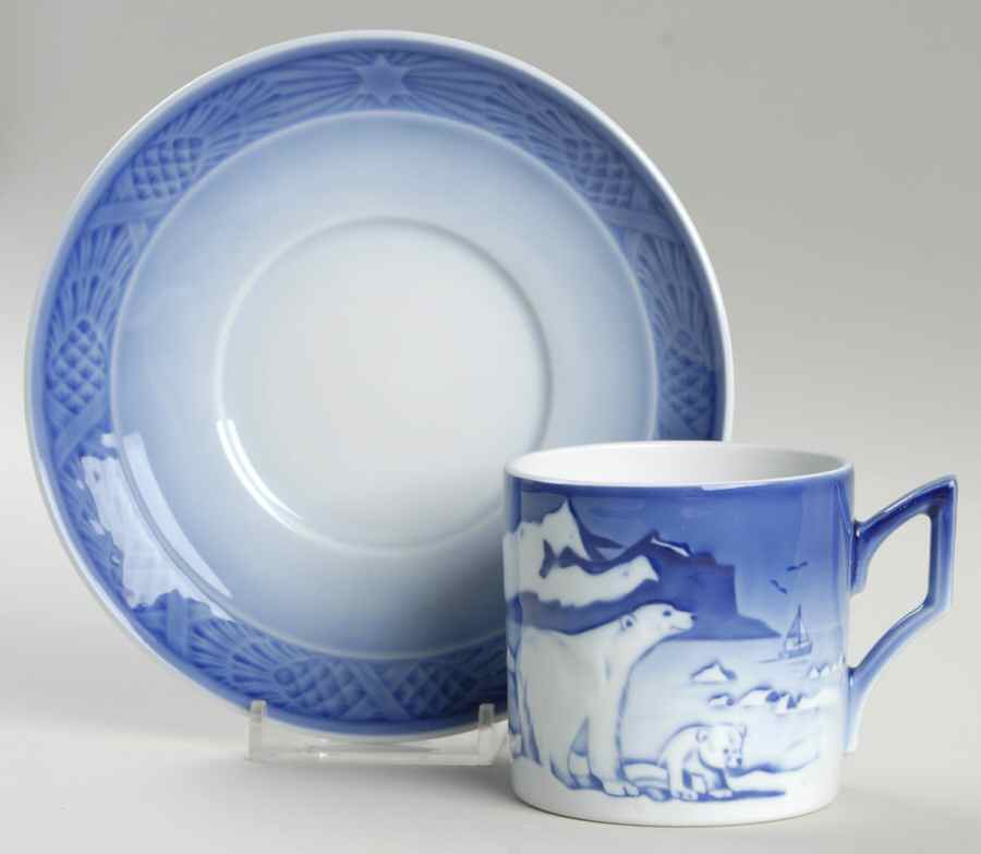 Christmas Cup & Saucer Christmas In Greenland - Boxed by Royal Copenhagen-1