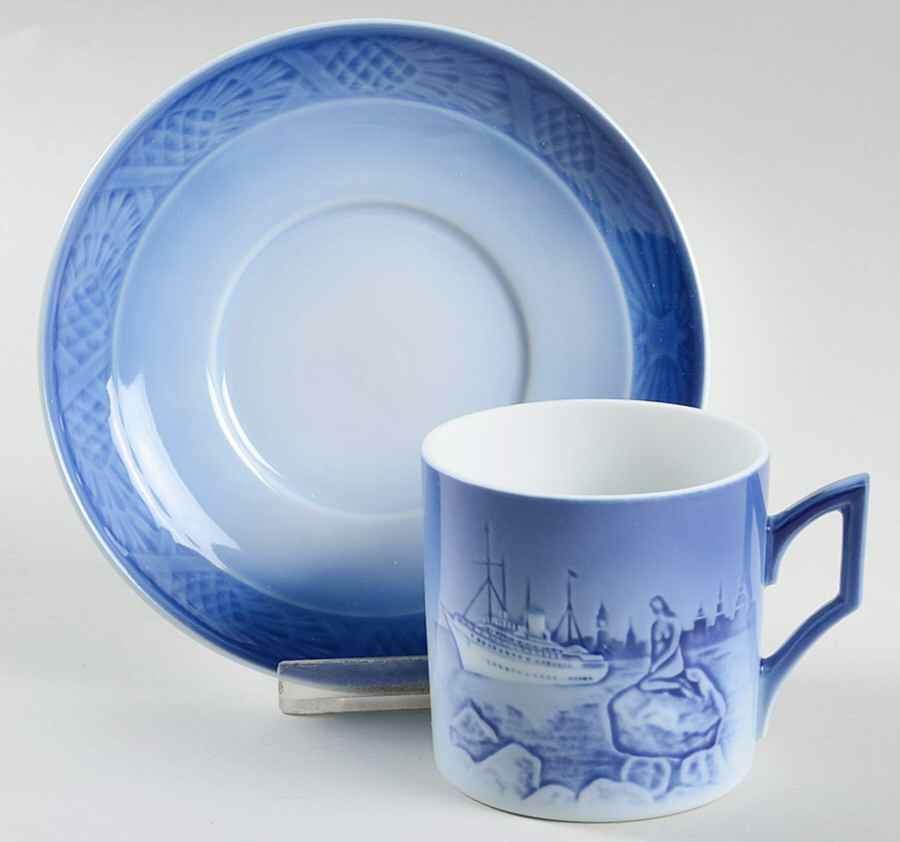 Christmas Cup & Saucer Little Mermaid - Boxed by Royal Copenhagen-1