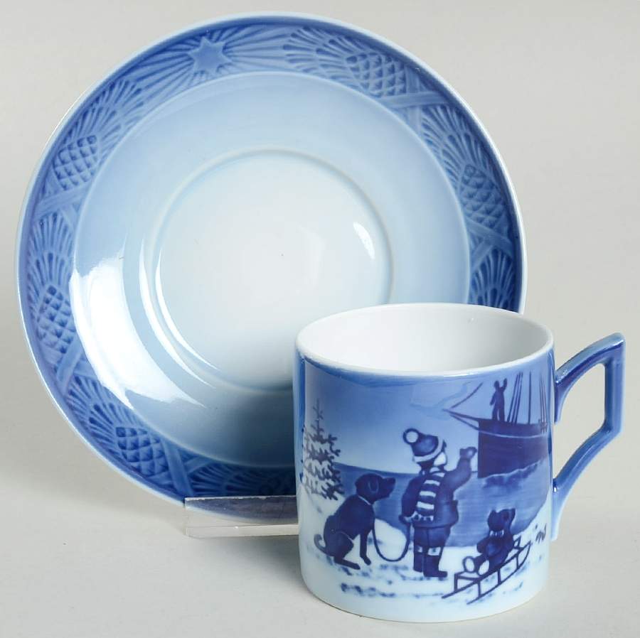 Christmas Cup & Saucer Welcome Home - No Box by Royal Copenhagen-1