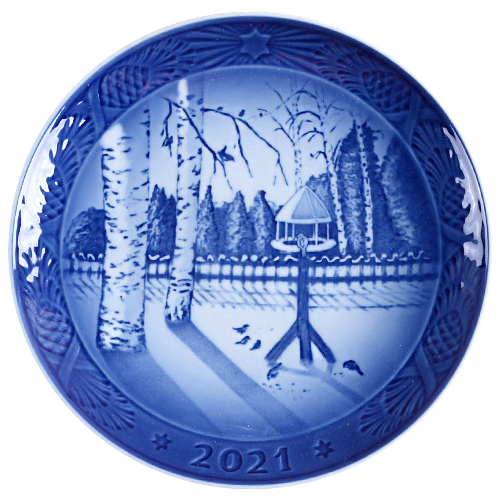 Annual Christmas Plate Winter In The Garden - Boxed by Royal Copenhagen-1