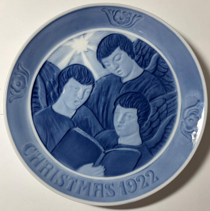 Annual Christmas Plate Three Singing Angels-English - No Box by Royal Copenhagen-1