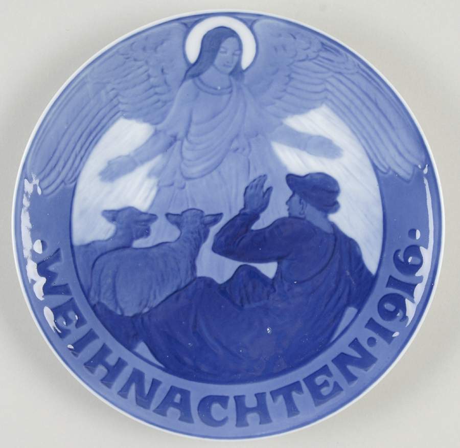 Annual Christmas Plate Shepherds At Christmas-German - No Box by Royal Copenhagen-1
