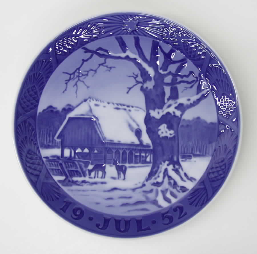 Annual Christmas Plate Christmas In The Forest - No Box by Royal Copenhagen-1