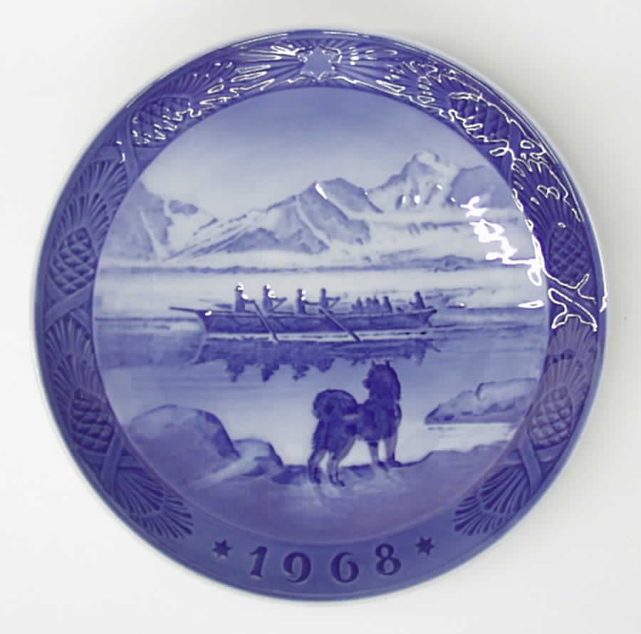 Annual Christmas Plate The Last Umiak - No Box by Royal Copenhagen-1