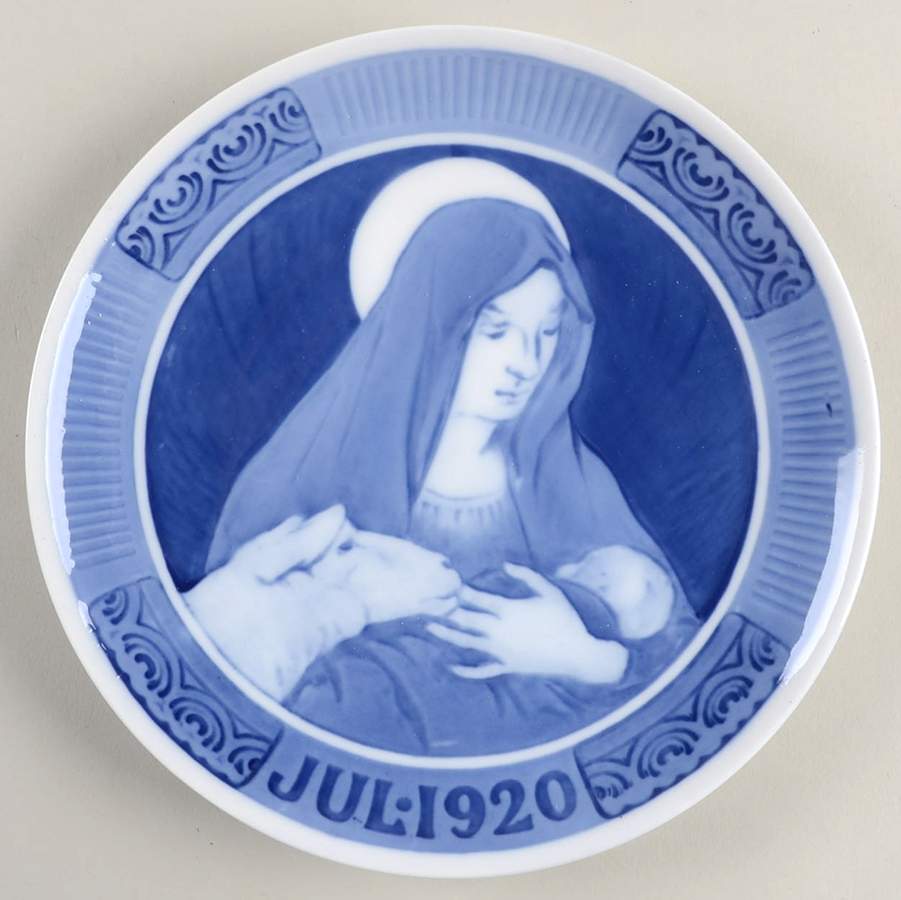Annual Christmas Plate Mary And Child Jesus - No Box by Royal Copenhagen-1