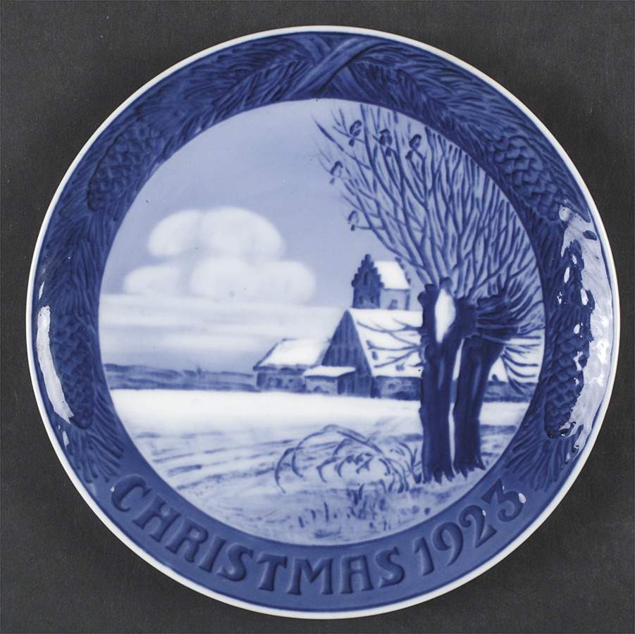 Annual Christmas Plate Danish Landscape-English - No Box by Royal Copenhagen-1