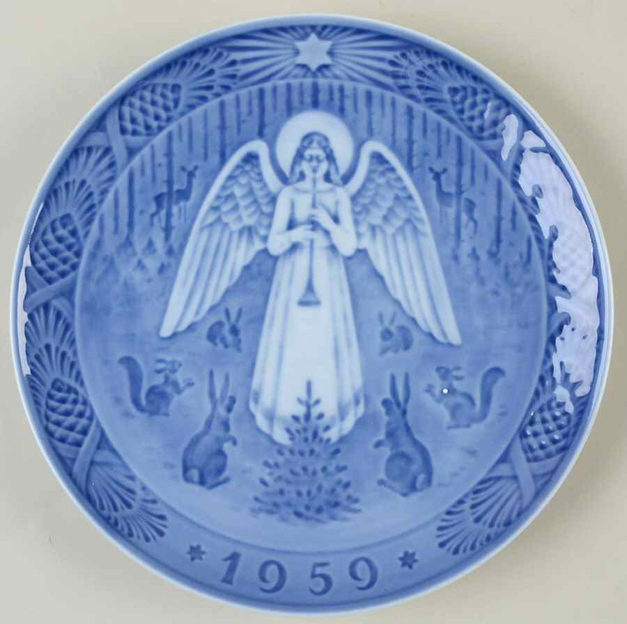 Annual Christmas Plate Christmas Night - No Box by Royal Copenhagen-1