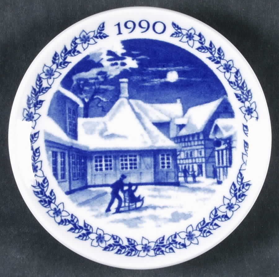 Christmas Plaquettes Birthplace Of Hans Christian Andersen - No Box by Royal Copenhagen-1