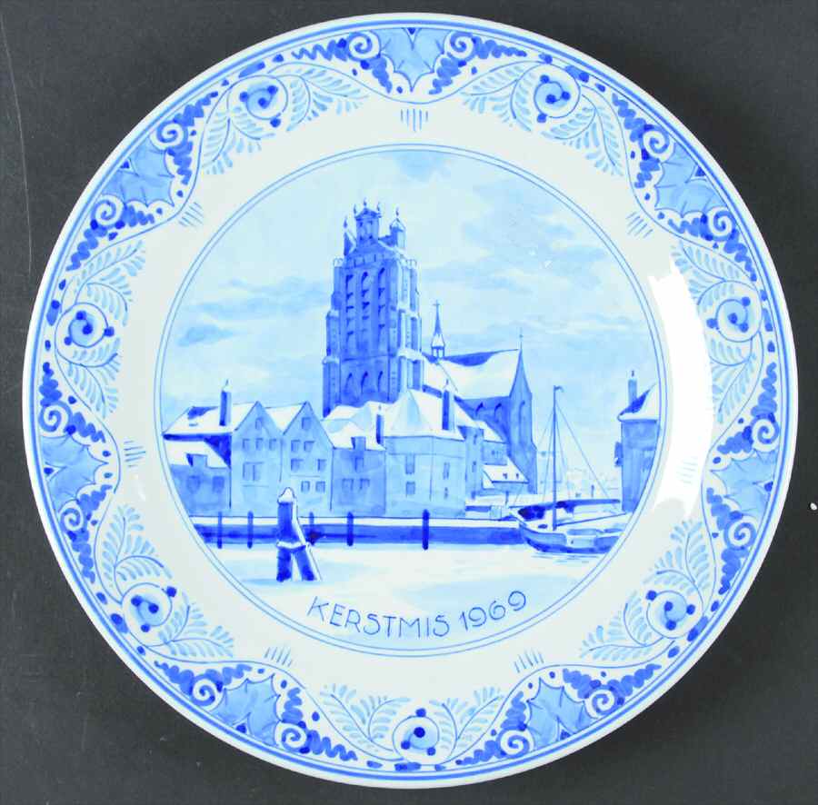 Royal Delft Christmas Plates Church In Utrecht - Boxed by Royal Delft-1