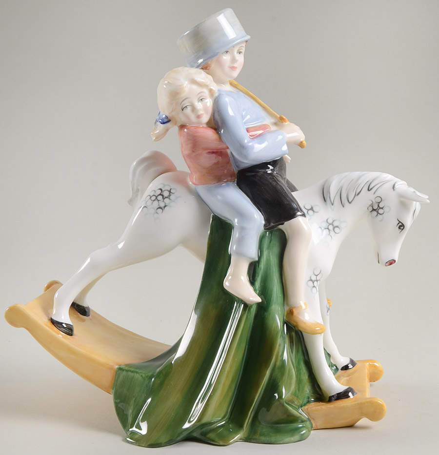Royal Doulton Figurine Hold Tight - Nb1034, No Box by Royal Doulton-1