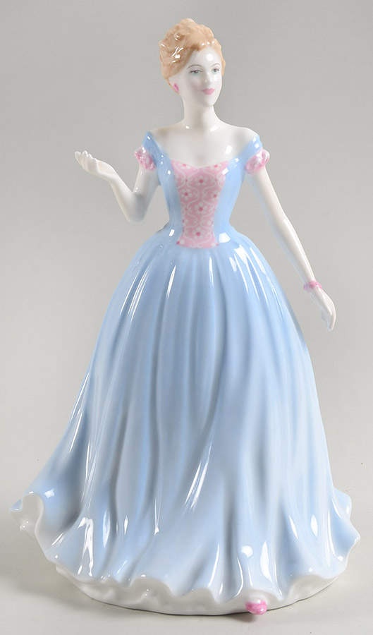 Royal Doulton Figurine Rosemary - No Box Nb1915 by Royal Doulton-1