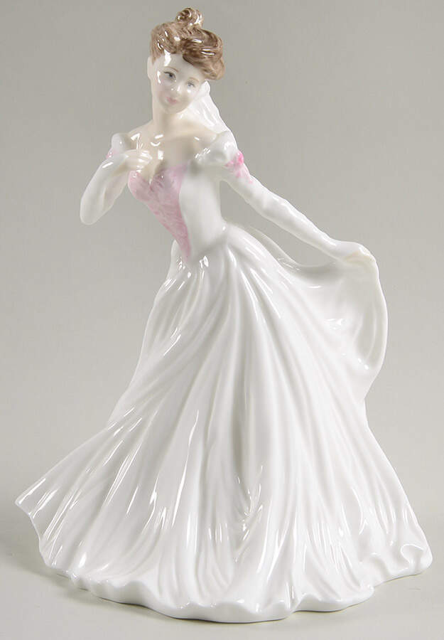 In Vogue Collection-Figurine Bride - No Box by Royal Doulton-1