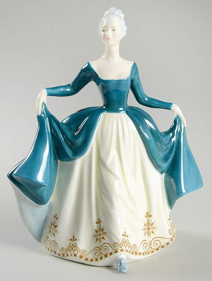 Royal Doulton Figurine Regal Lady - No Box by Royal Doulton-1