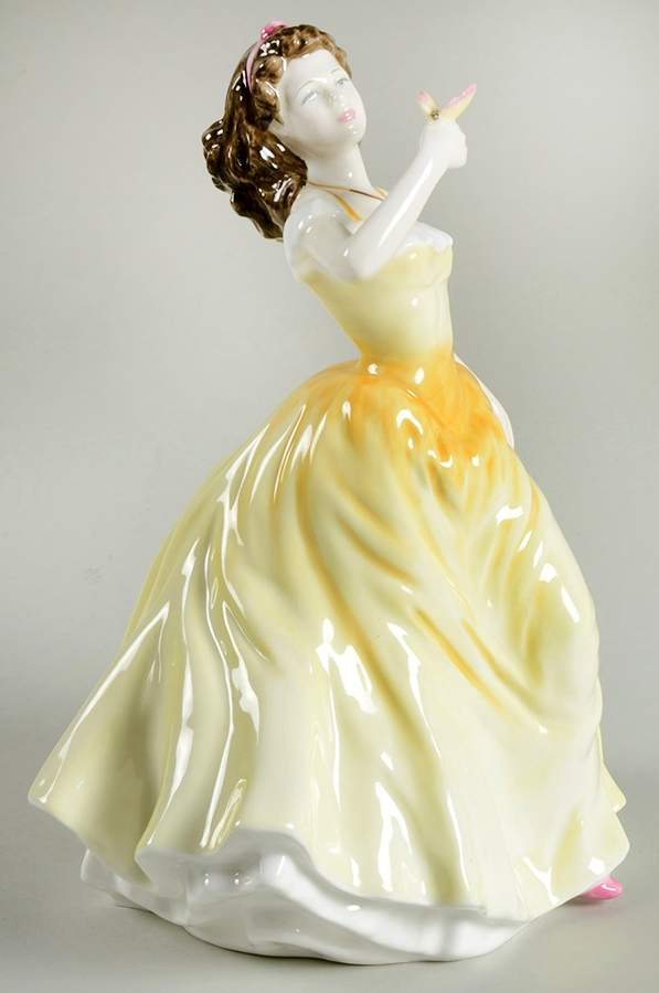Royal Doulton Figurine Madeline - No Box Nb1606 by Royal Doulton-1