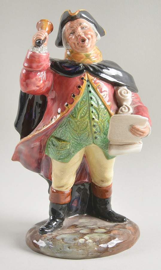 Royal Doulton Figurine Town Crier - Nb923, No Box by Royal Doulton-1
