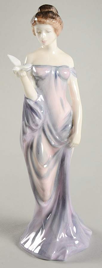 Royal Doulton Figurine Harmony - Nb823, No Box by Royal Doulton-1