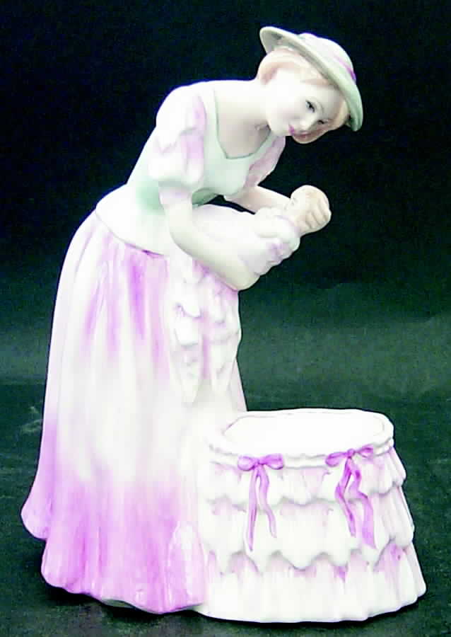 Royal Doulton Figurine Mother & Child-Pink - Boxed by Royal Doulton-1