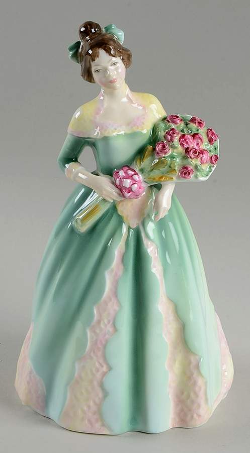 Royal Doulton Figurine Happy Birthday - Nb993, No Box by Royal Doulton-1
