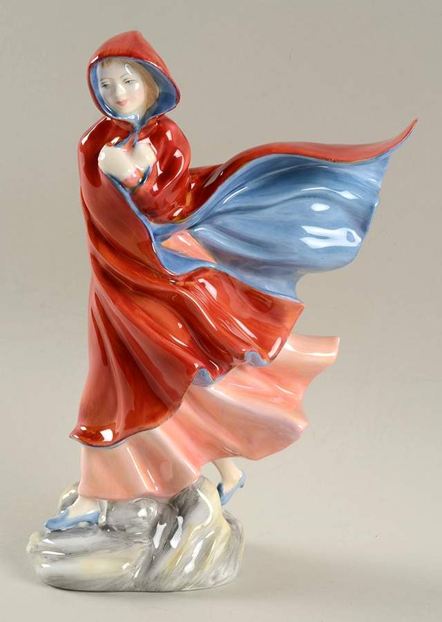 Royal Doulton Figurine May - Nb658, No Box by Royal Doulton-1