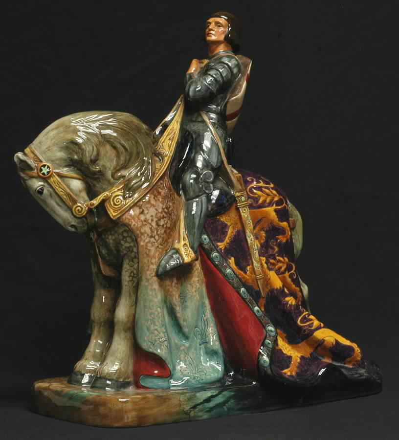 Royal Doulton Figurine St. George-Dark Hair - Nb725, No Box by Royal Doulton-1