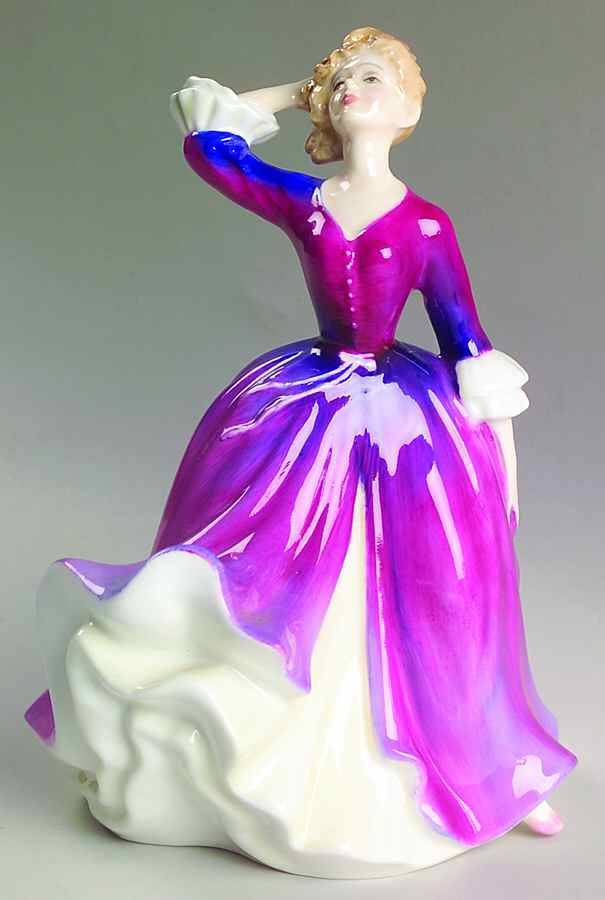 Royal Doulton Figurine Melissa - Nb1042, No Box by Royal Doulton-1