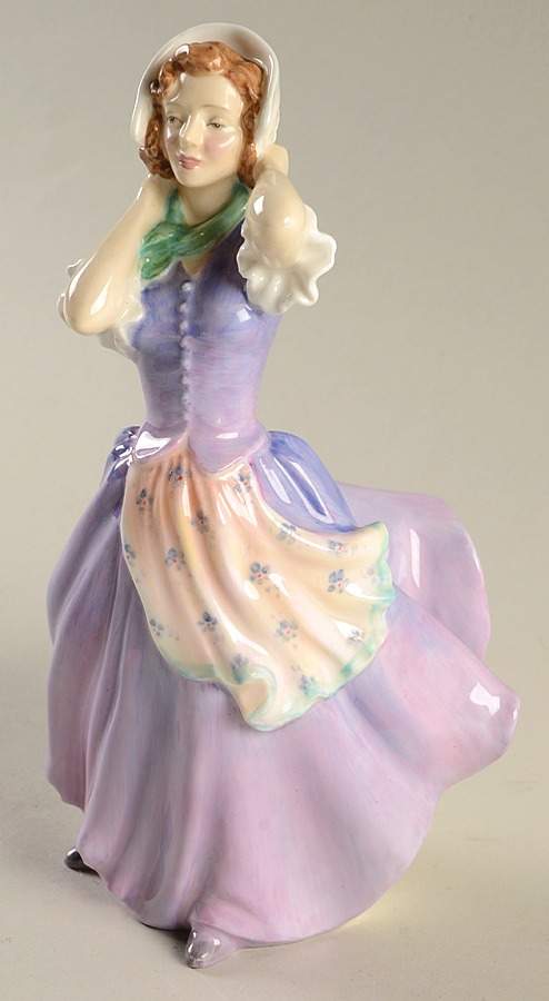 Royal Doulton Figurine Betsy - Nb775, No Box by Royal Doulton-1