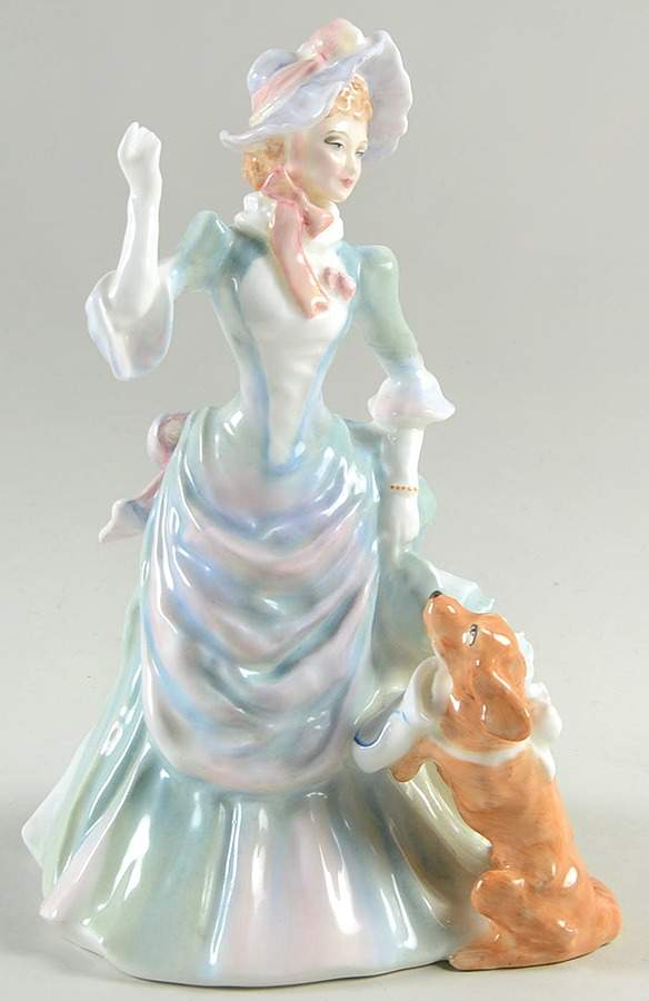 Royal Doulton Figurine Loyal Friend - Nb690, No Box by Royal Doulton-1