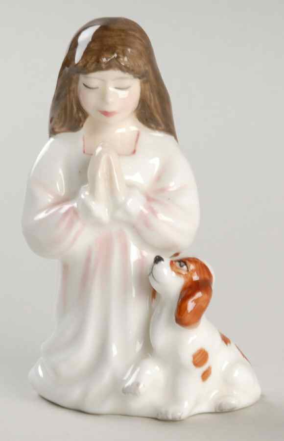 Royal Doulton Figurine Innocence - Nb865, No Box by Royal Doulton-1
