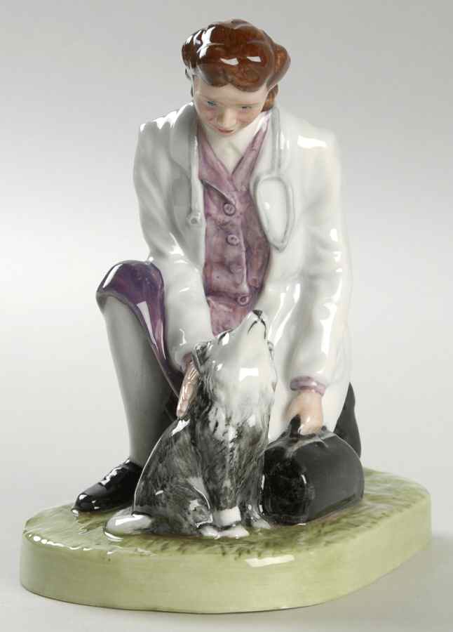 Royal Doulton Figurine Town Veterinary - No Box Nb1552 by Royal Doulton-1