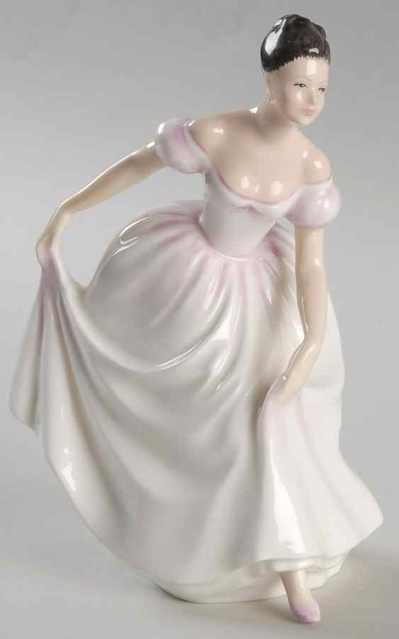 Royal Doulton Figurine Danielle - Nb698, No Box by Royal Doulton-1