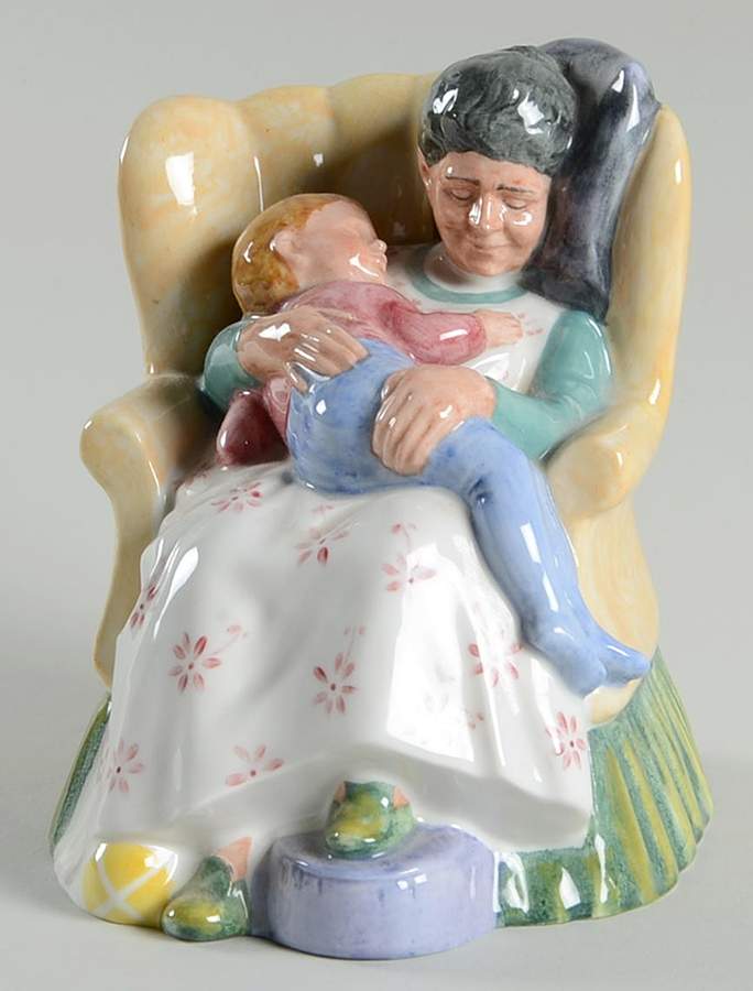 Royal Doulton Figurine Sweet Dreams - No Box by Royal Doulton-1