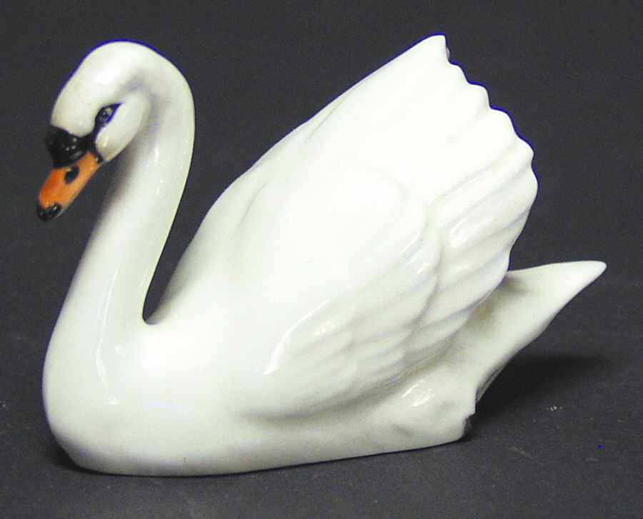 Animals Swan - Boxed by Royal Doulton-1