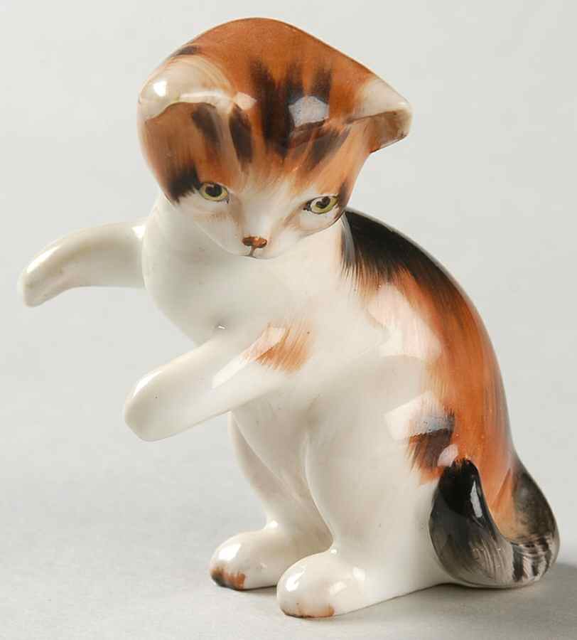 Animals Kitten On Hind Legs - Boxed by Royal Doulton-1