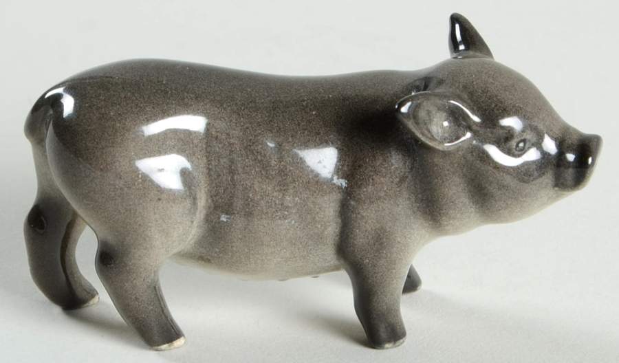 Animals Vietnamese Pot-Bellied Piglet - No Box by Royal Doulton-1