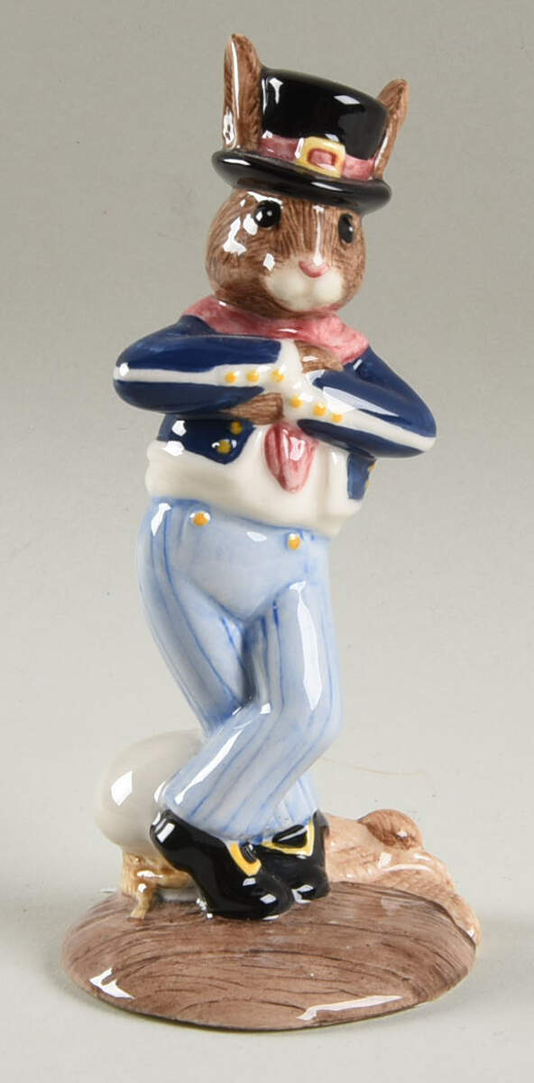 Bunnykins Figurines Hornpiper - No Box by Royal Doulton-1