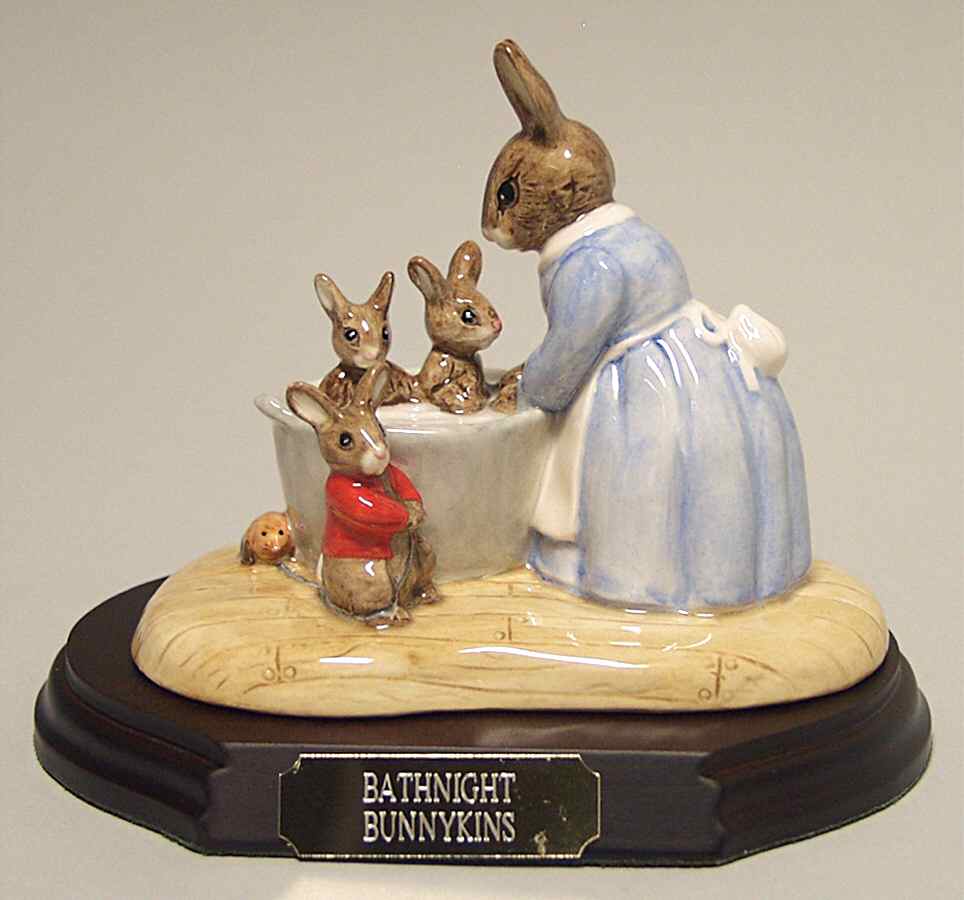 Bunnykins Figurines Bathnight Bunnykins - No Box by Royal Doulton-1