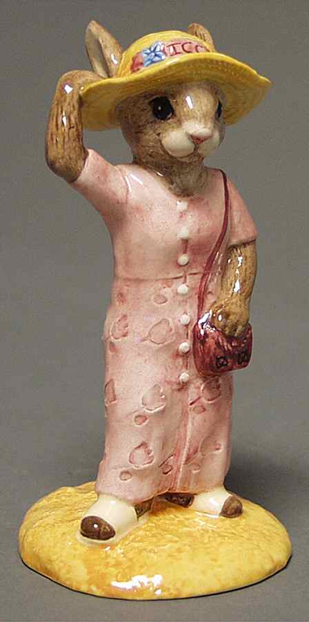 Bunnykins Figurines Sightseer - No Box by Royal Doulton-1