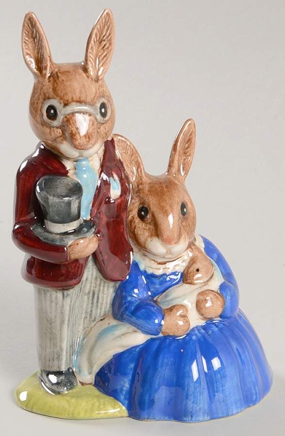 Bunnykins Figurines Family Photograph - Boxed by Royal Doulton-1